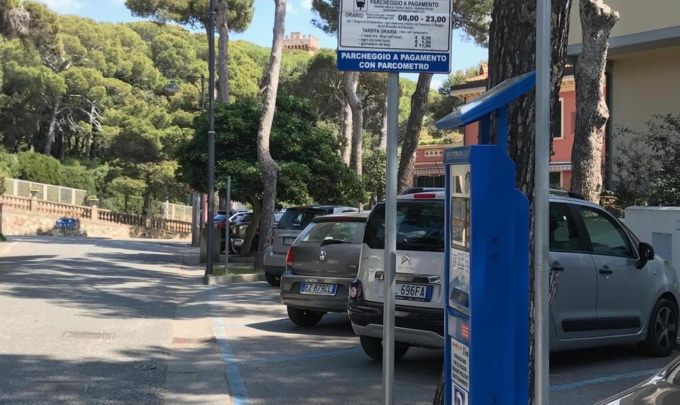 L’ufficio resta aperto a orari scaglionati 