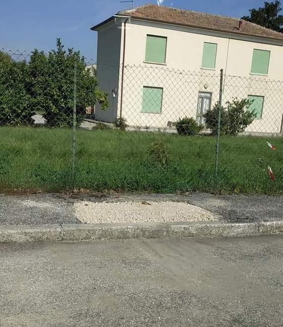 Fibra ottica per tutti Ma residenti arrabbiati: disagi e lavori invasivi