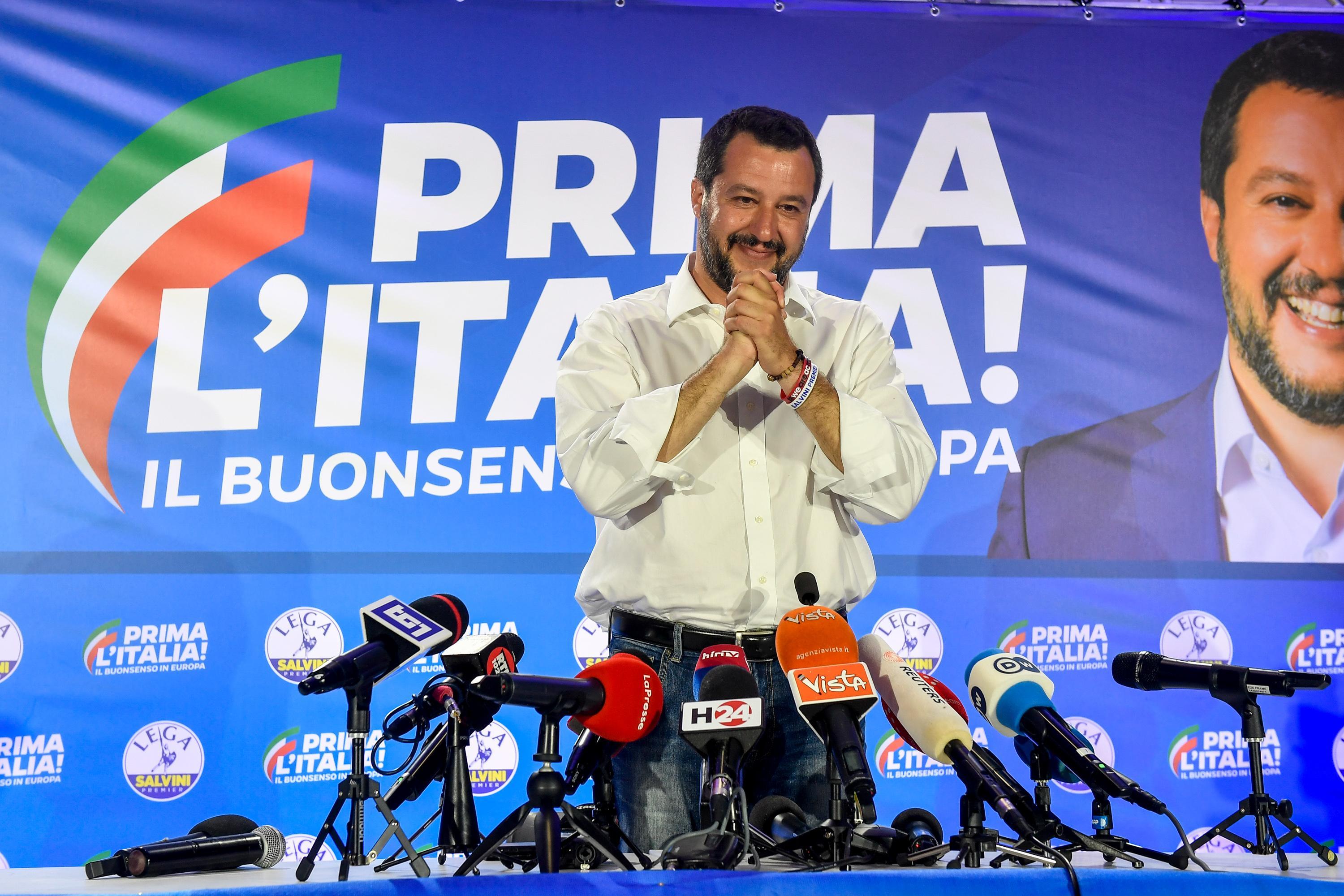 Salvini durante la conferenza stampa dopo la vittoria nel voto europeo