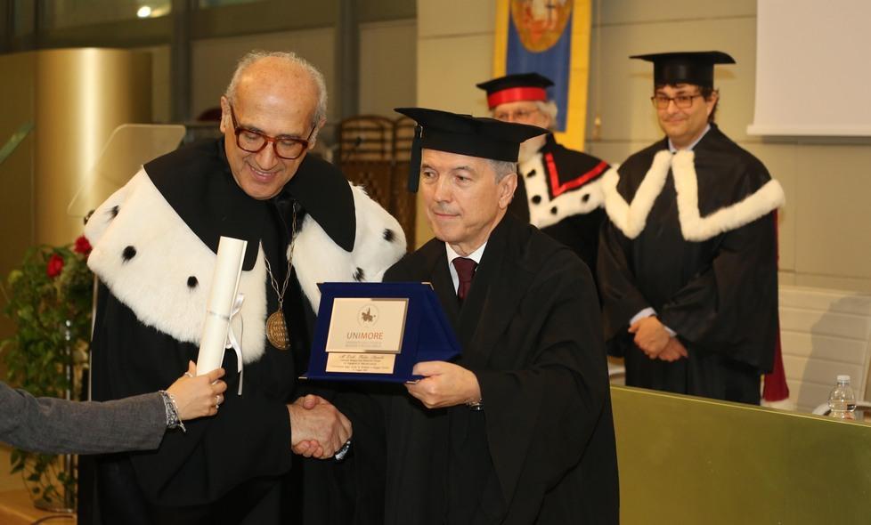 Laurea a Fabio Storchi: «Nessuno di noi ha un destino segnato» 