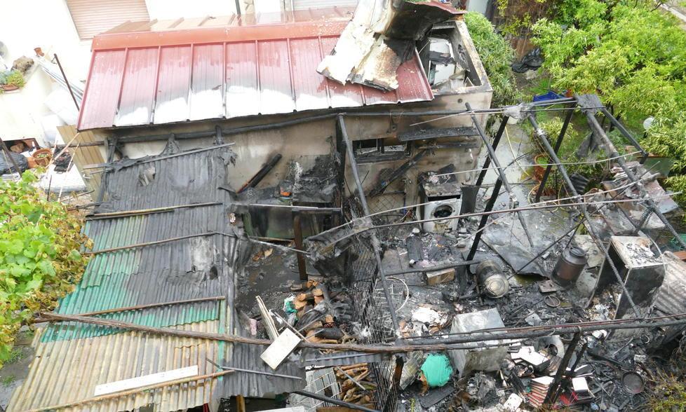 Fiamme tra le case a Neghelli Rogo distrugge una rimessa 