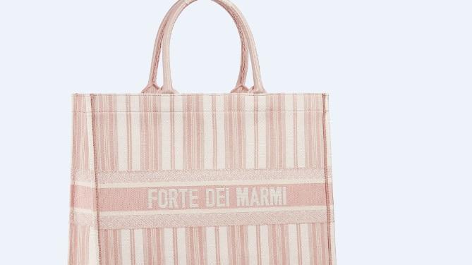 Dior sbarca a Forte dei Marmi con pezzi esclusivi per il paese