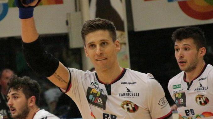 Cgc, obiettivo remuntada Ma oggi devi vincere nella bolgia del Palasport