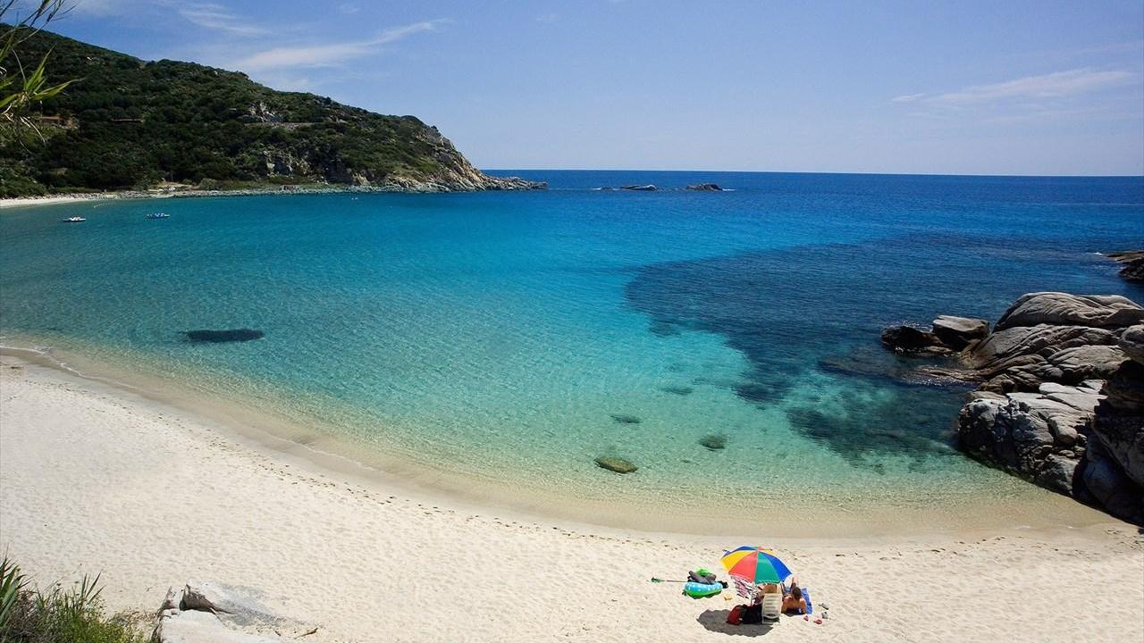 Campo, sono qui alcuni degli arenili più spettacolari dell'Elba