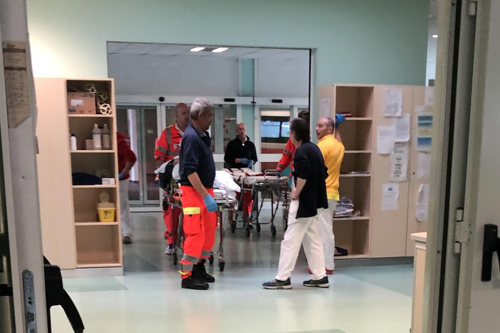 Minaccia e offende medici e infermieri in Pronto soccorso. Denunciato 
