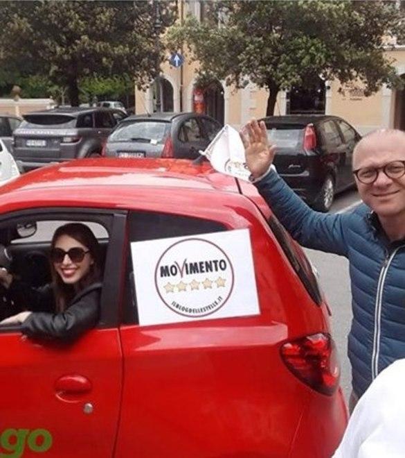 E ora che fanno i grillini? Arrighini tace e aspetta un segnale da Di Maio 