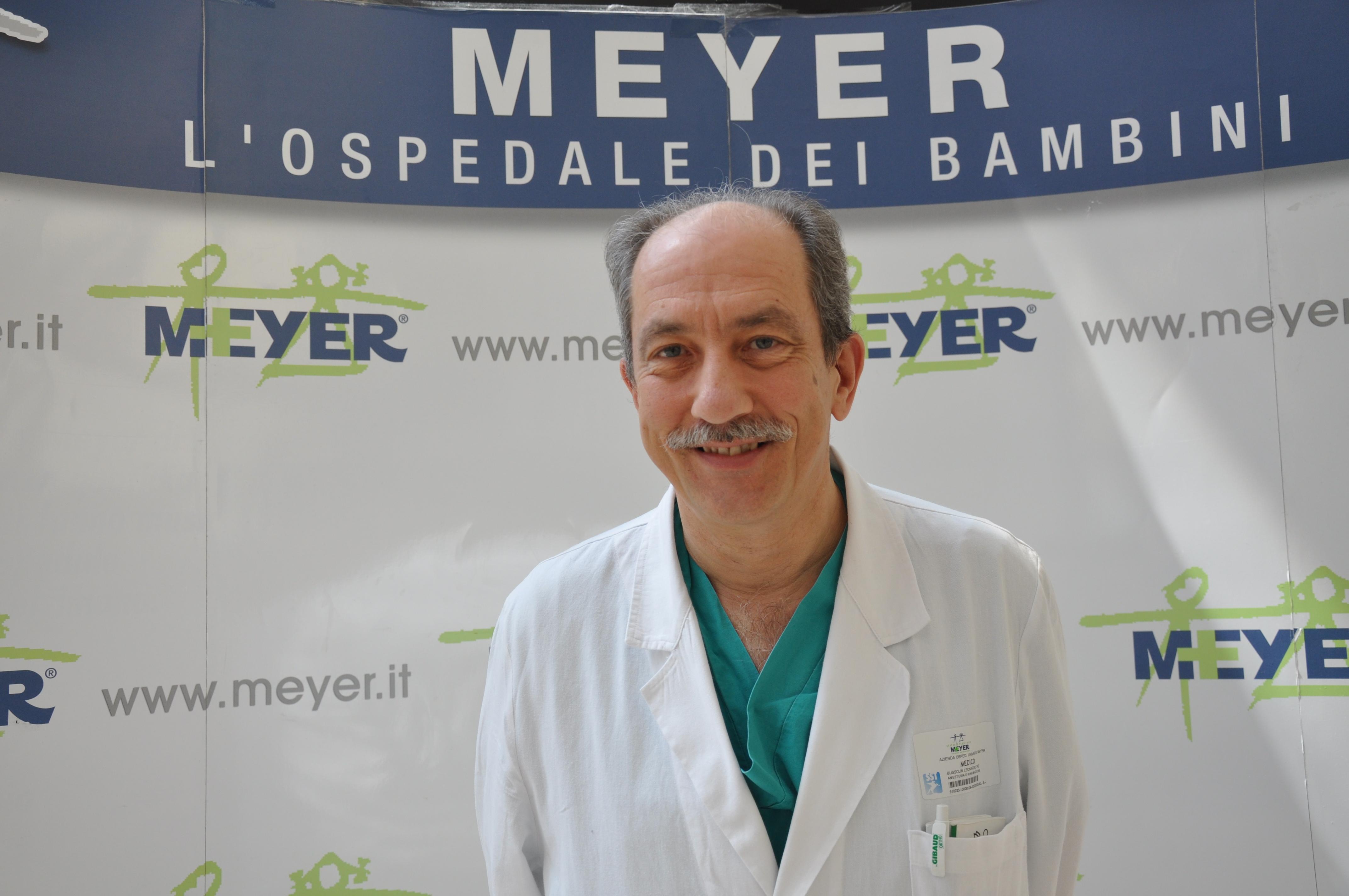 Il medico buono che cura i traumi dei bimbi 