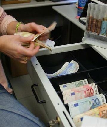 In calo del 6,7% gli impieghi delle banche: persi in quattro anni oltre 314 milioni 