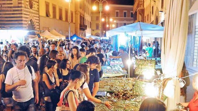 Il Mercatino Blues rimane mezzo vuoto