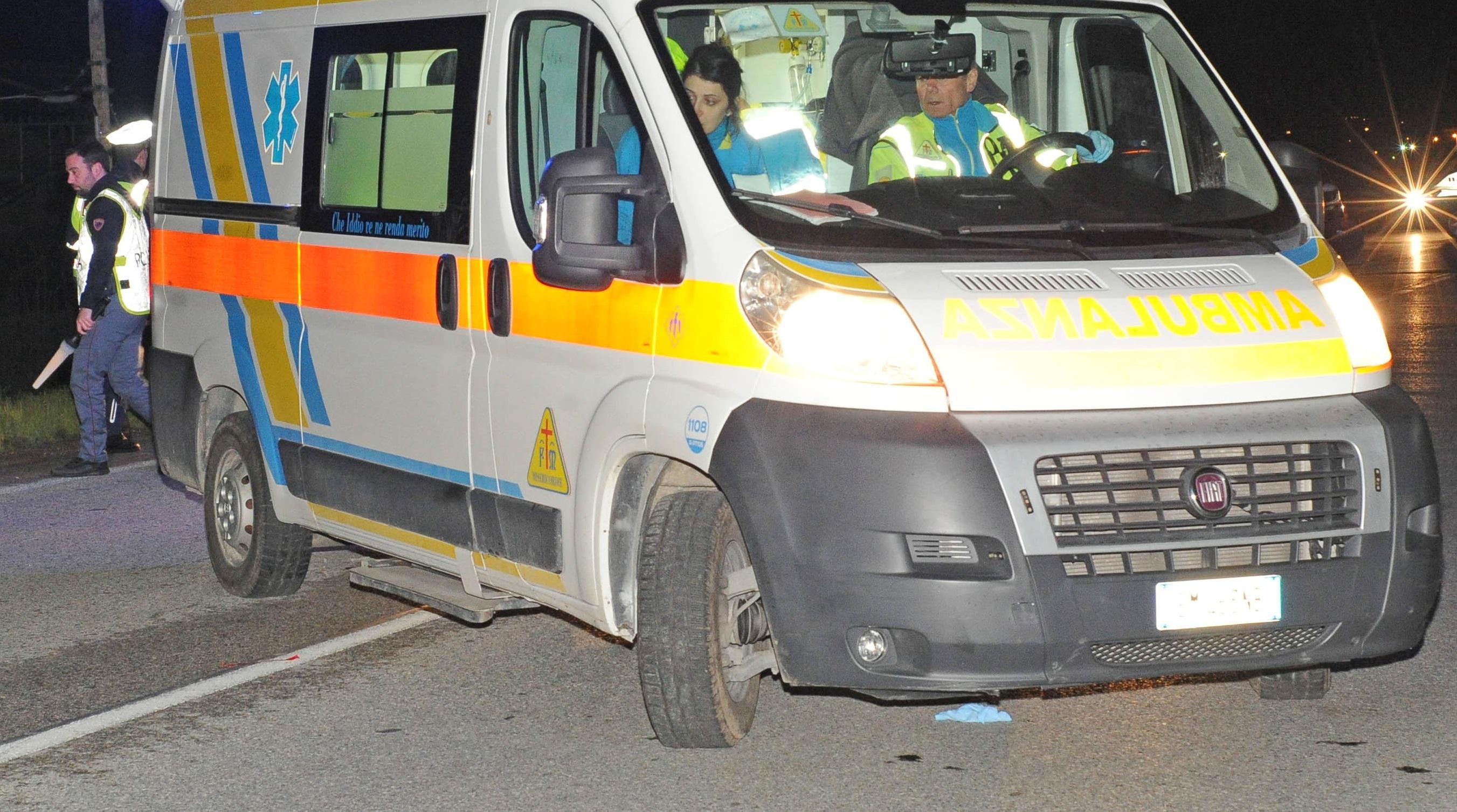 Intervento di una ambulanza della Misericordia