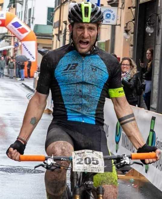 Oliani l’enfant du pays trionfa a Bagni di Lucca 
