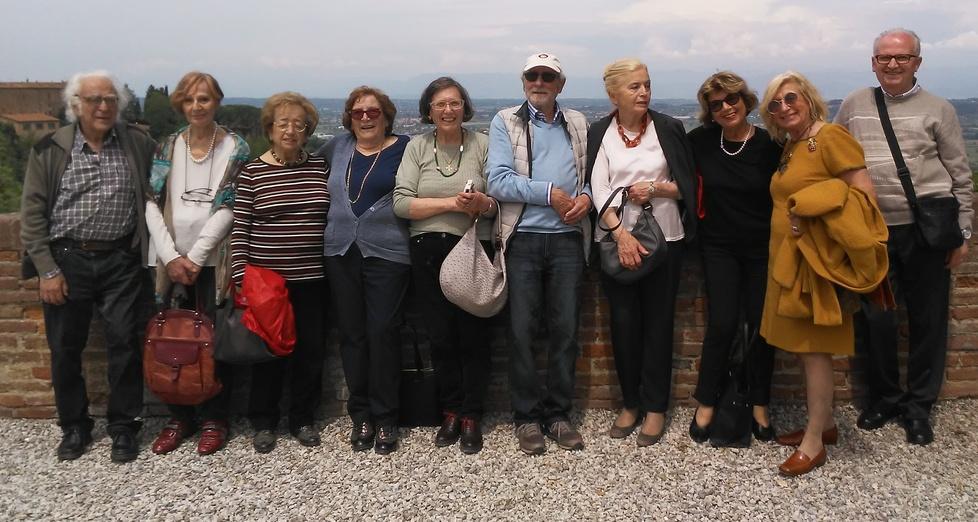 Compagni di classe si ritrovano sessant’anni dopo il diploma