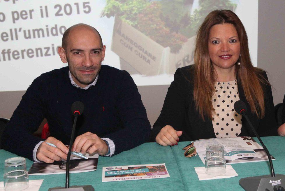 Il piano dei Civici: portare a Reggio il “contratto a tre” per battere Vecchi 
