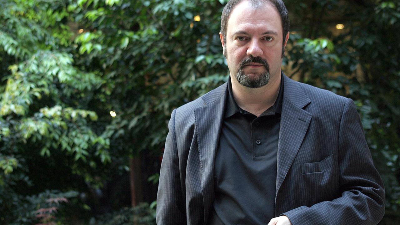 Lucarelli narra la città dei Pico “incontrando” antichi personaggi