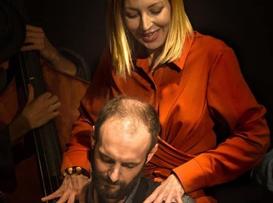Al RockaFe cluedo vivente e poi si balla con ritmi africani