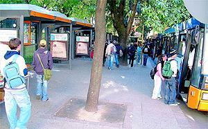 <strong>Via Tavolara ai giardini </strong>È questo uno dei luoghi di Sassari scelti per la guerra tra bande di giovani dei diversi paesi dell’hinterland
