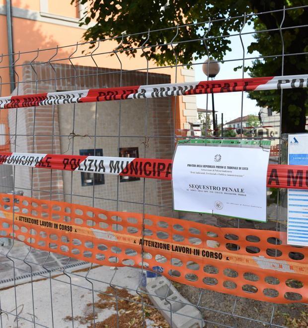 Sindaca, assessori e comunali indagati per il fontanello 