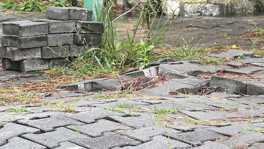 Marciapiedi in città: bocciati Le pagelle di Legambiente