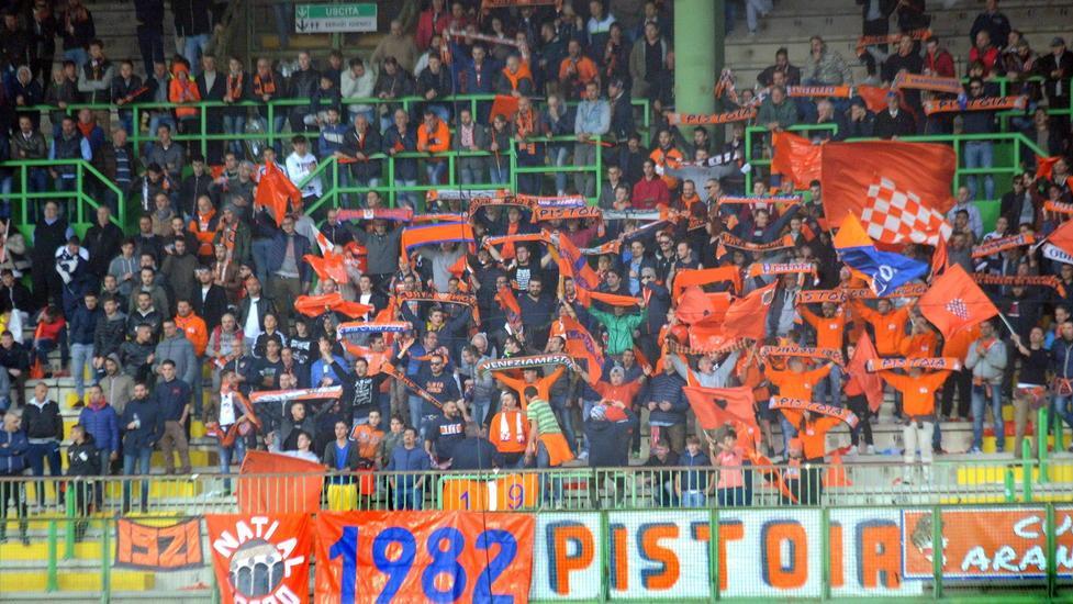 Partono i lavori alla tribuna ovest dello stadio di Pistoia