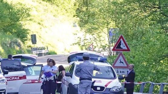 Schianto all’incrocio Muore motociclista