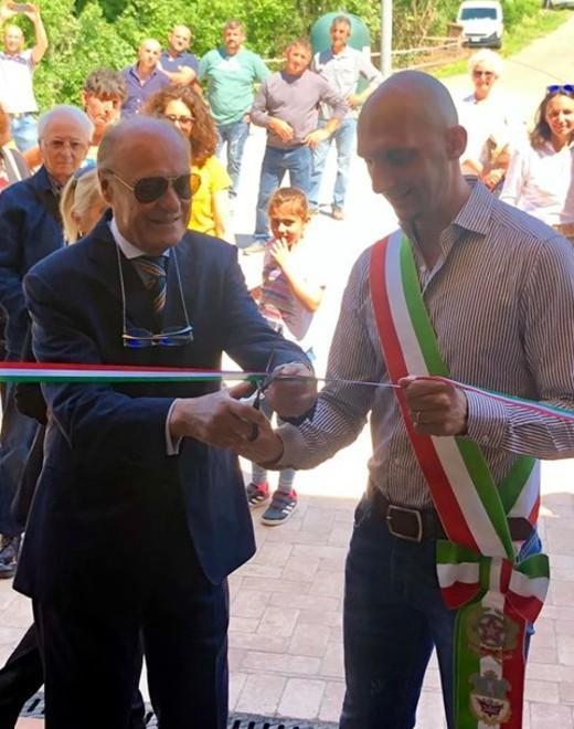 L’esordio di Ferrucci all’inaugurazione di tre alloggi sociali