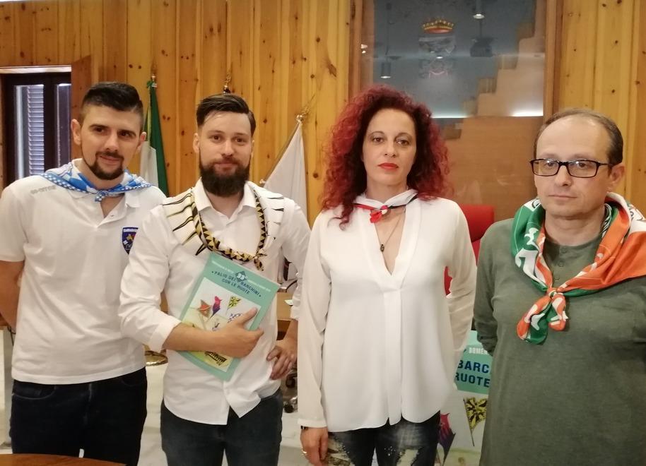 Febbre da... barchini, quattro popoli contagiati: pace col Comune e la sfilata raddoppia i premi