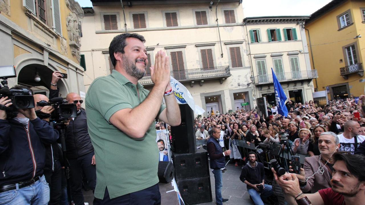 Matteo Salvini il 4 maggio in piazza del Comune