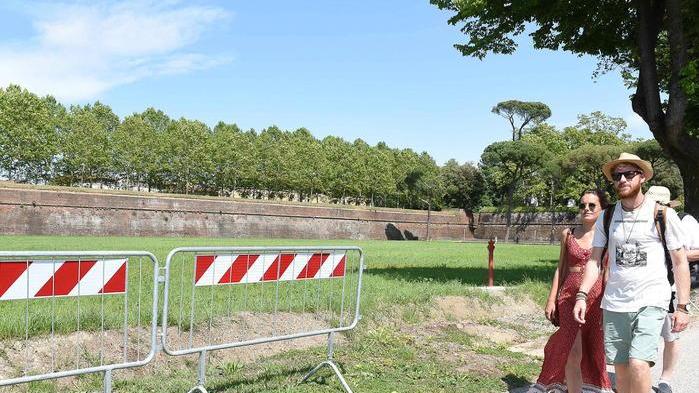 Summer, eppur si muove: via ai lavori per il maxi palco