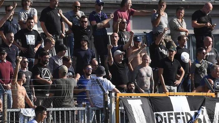 Incontro tra amministrazione e acquirenti per chiudere a giorni
