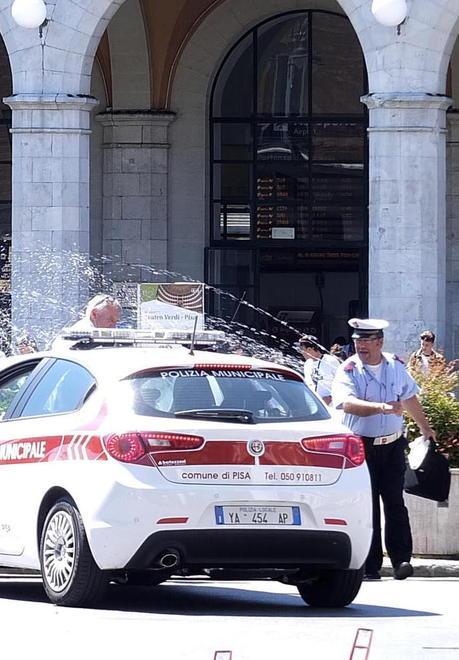 I nuovi vigili urbani sull’asse pedonale «Più incisivi contro i bivacchi» 