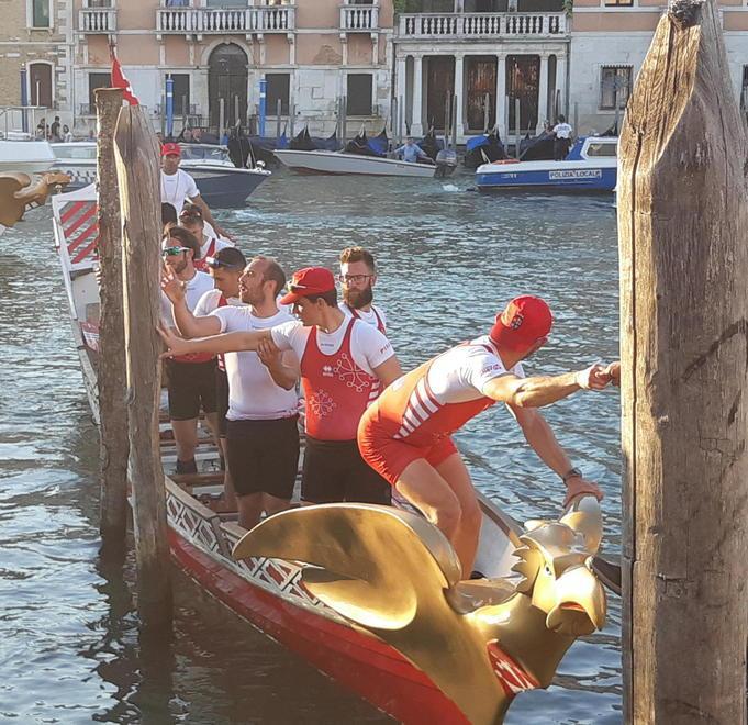 Regata a Venezia, la posizione delle boe al centro del ricorso