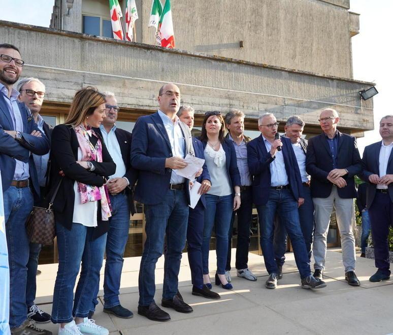 Zingaretti tira la volata a Giglioli «Ora un fronte unito anti-Lega» 