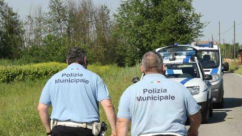 Esce di strada in via Valle anziano grave all’ospedale