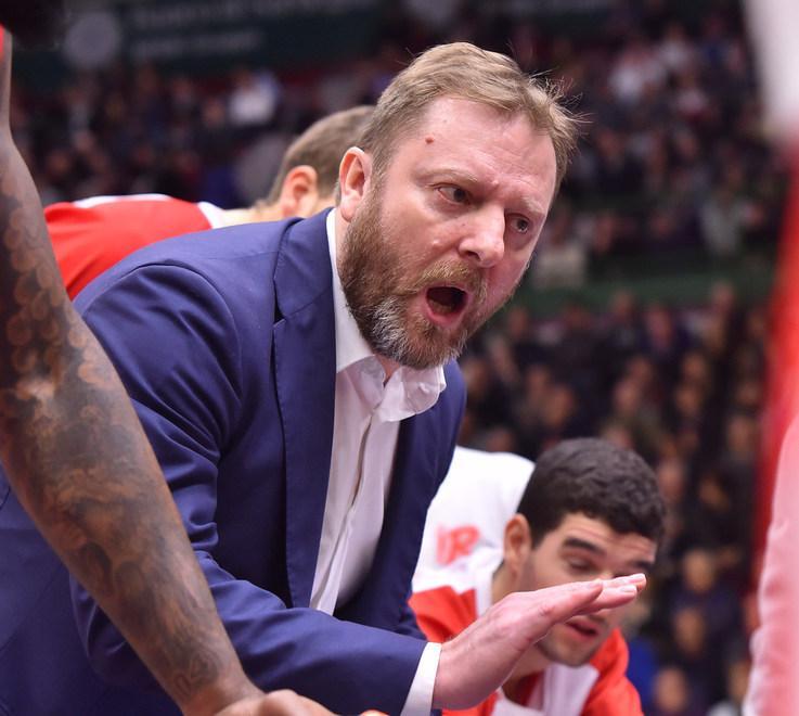 L’ex Cagnardi dice no a Varese e aspetta una panchina di A2 