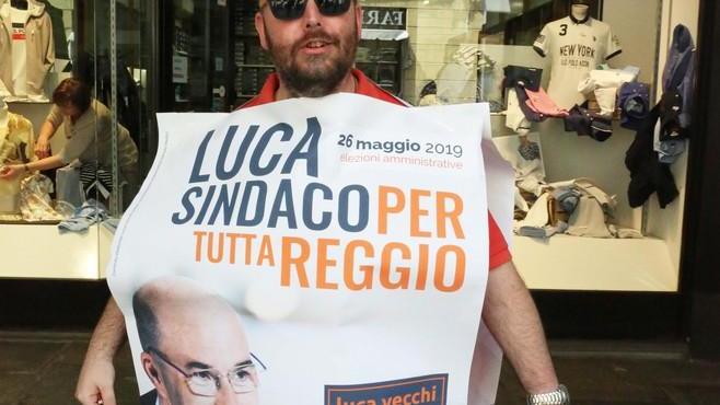 Il capogruppo Capelli ora è l’uomo panino