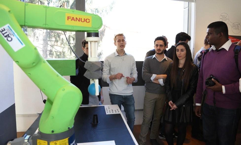 Mancano mille periti «Bisogna preparare i nostri studenti»