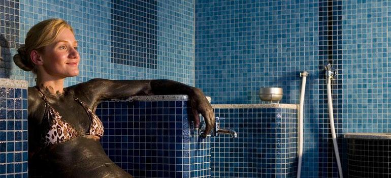 L’antico bagno Rasul prepara la nostra pelle all’abbronzatura sana 