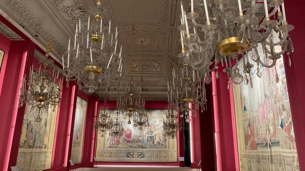 In mostra a Palazzo Pitti lo splendore barocco degli arazzi dei Medici