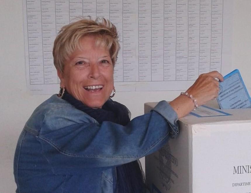 Cuore e semplicità, le armi che sfodera la volontaria-candidata a Colle 