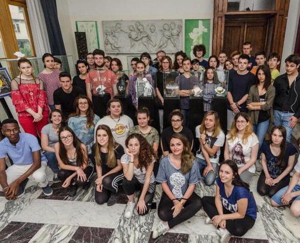 “Luci nel Marmo” al liceo Felice Palma è di scena il design 