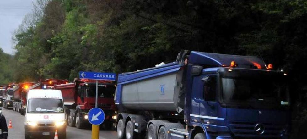 Disagi e disservizi alle pese, vertice camionisti-Comune 