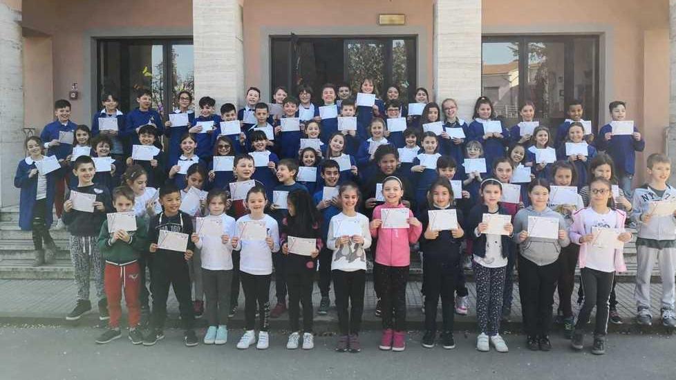 Le manifestazioni storiche raccontate agli alunni della scuola primaria Biagi