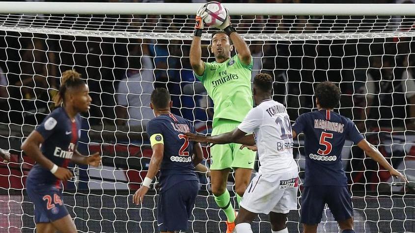 L’Uefa sospende la sentenza sul Milan Boban nello staff Buffon lascia il Psg