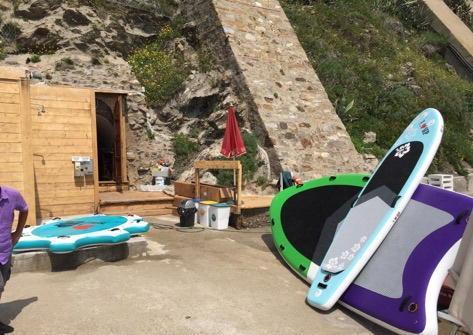 Sup e kayak in piazza Bovio, gommoni all’ex Lega Navale 