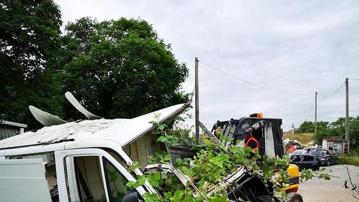 Maxidiscarica, via le carcasse di auto per fare posto al cantiere di bonifica Alia