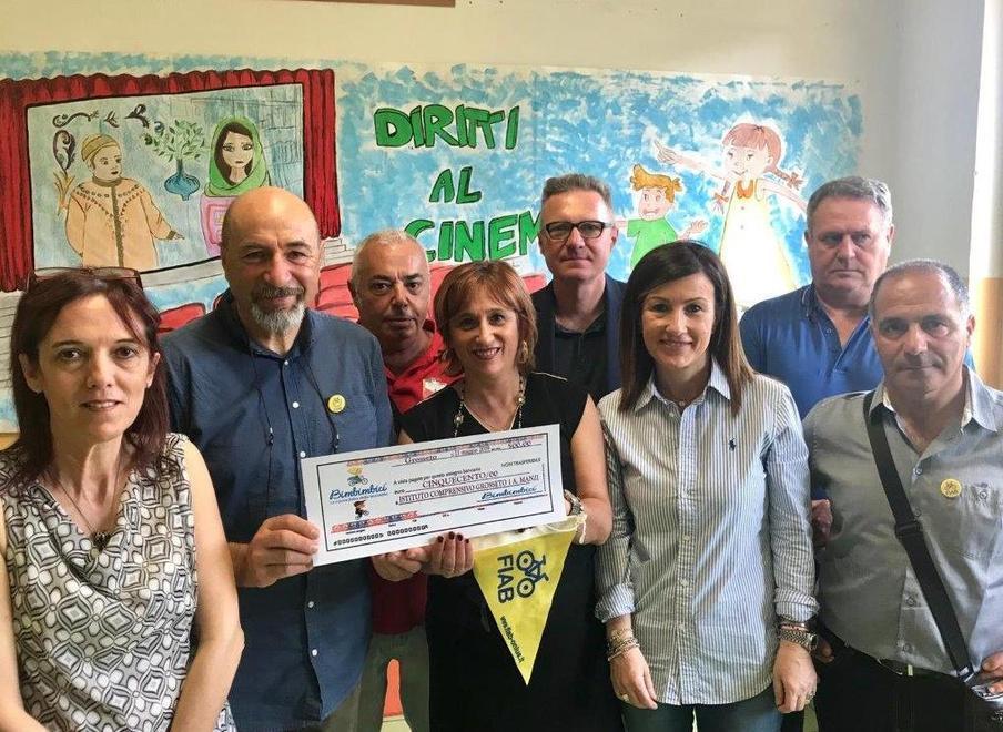 Per la scuola che vorrei un assegno da 500 euro dalla Fiab Ciclabile 