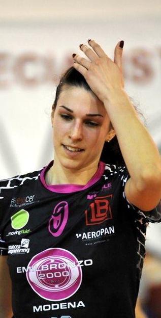 Bomber Brina studia marketing Vece, Fronza, Bonifazi le laureate 