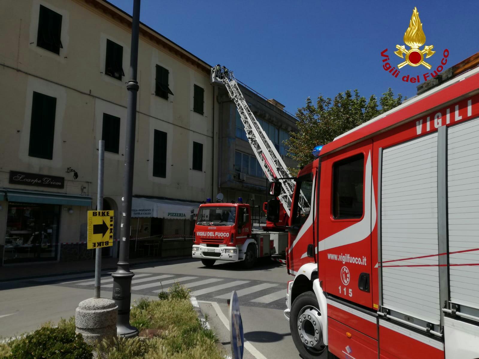 Un intervento dei vigili del fuoco (foto d'archivio)
