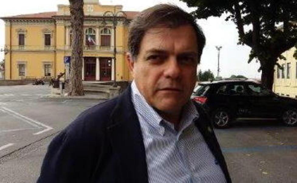 Interrotta la giunta: sindaco via dal Comune assieme agli assessori