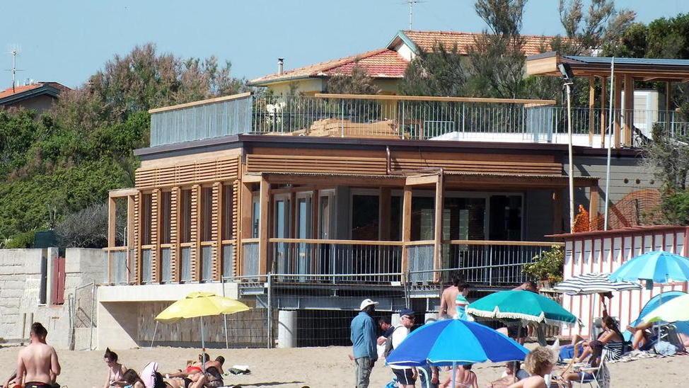 Legno, vetro e maxi-terrazza Ecco la nuova Barcaccina